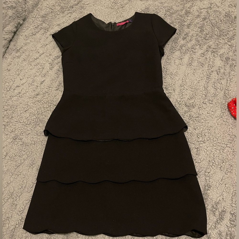 Ava black dress size small